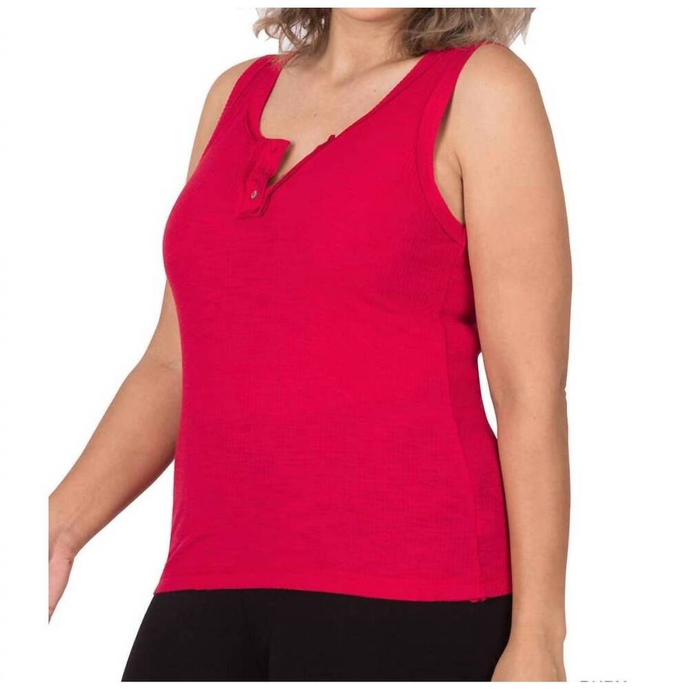 NEW 42POPS ribbed fitted tank top in ruby red
